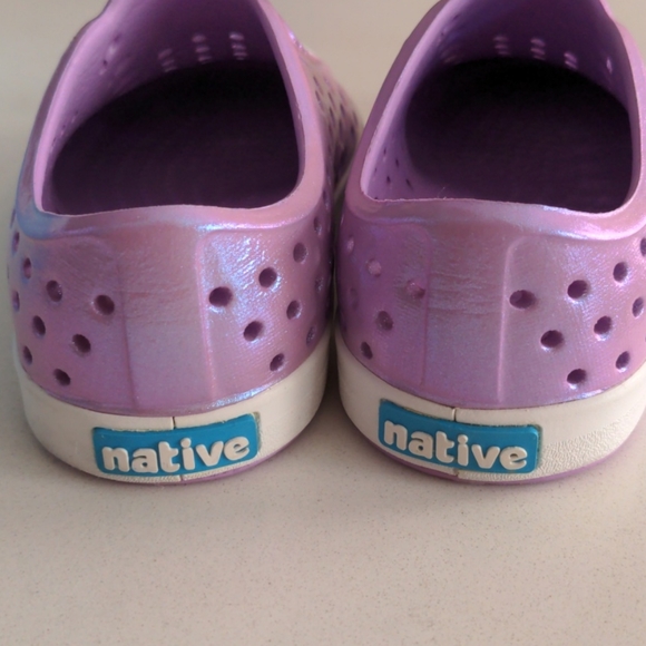 Native SZ6 Lavender BNIB 🧜‍♀️ - Picture 5 of 10